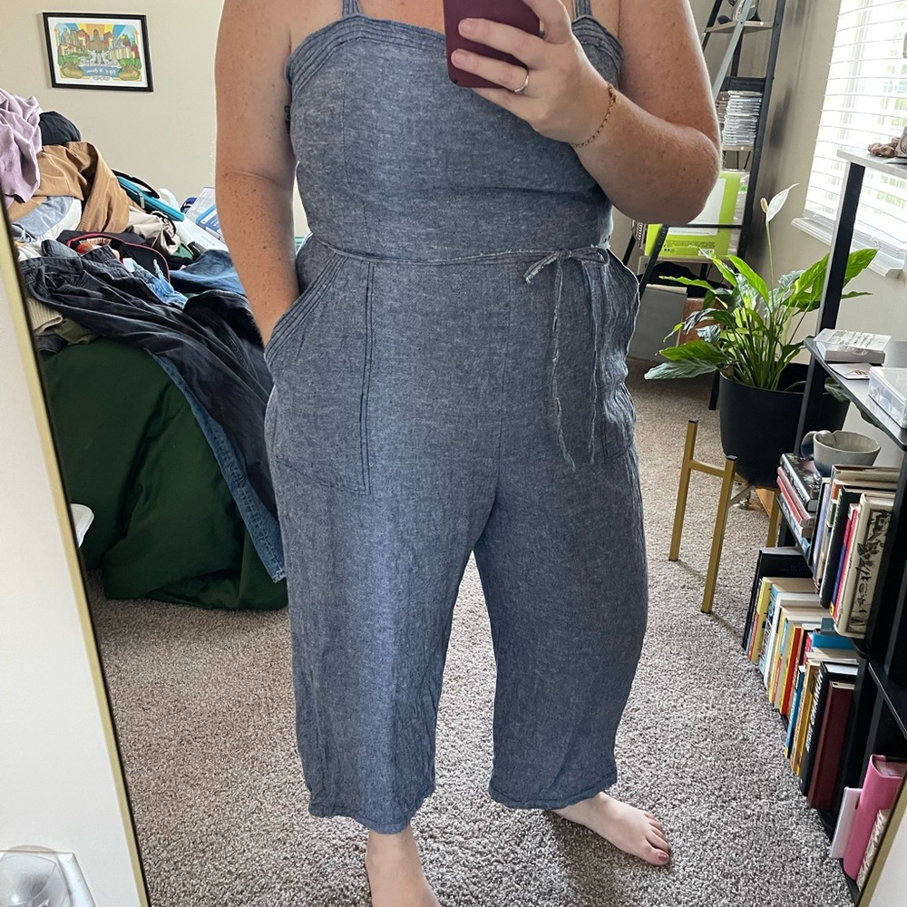 Old Navy jumpsuit with pockets